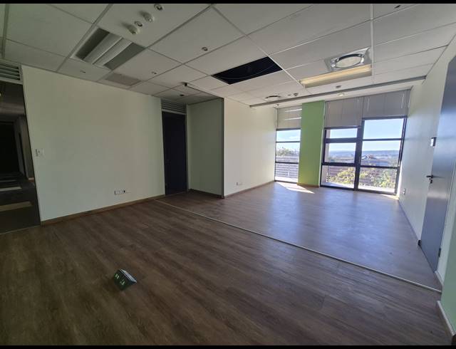 222M² OFFICE TO LET IN SANDTON CENTRAL